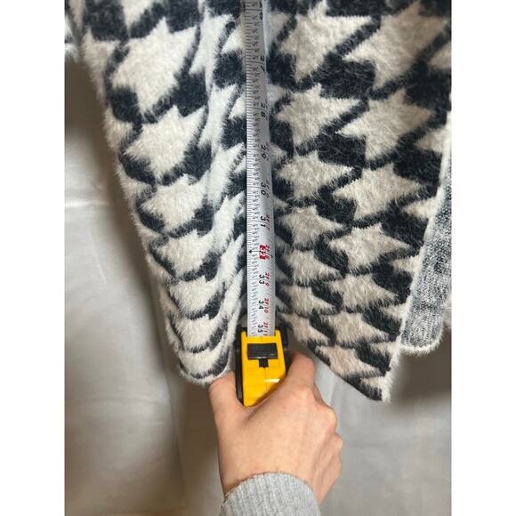 Liverpool Los Angeles Women's Houndstooth Open Front Sweater - Size Large - Picture 9 of 9